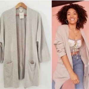 Donni. Light Gray Open-Front Knit Cardigan Sweater